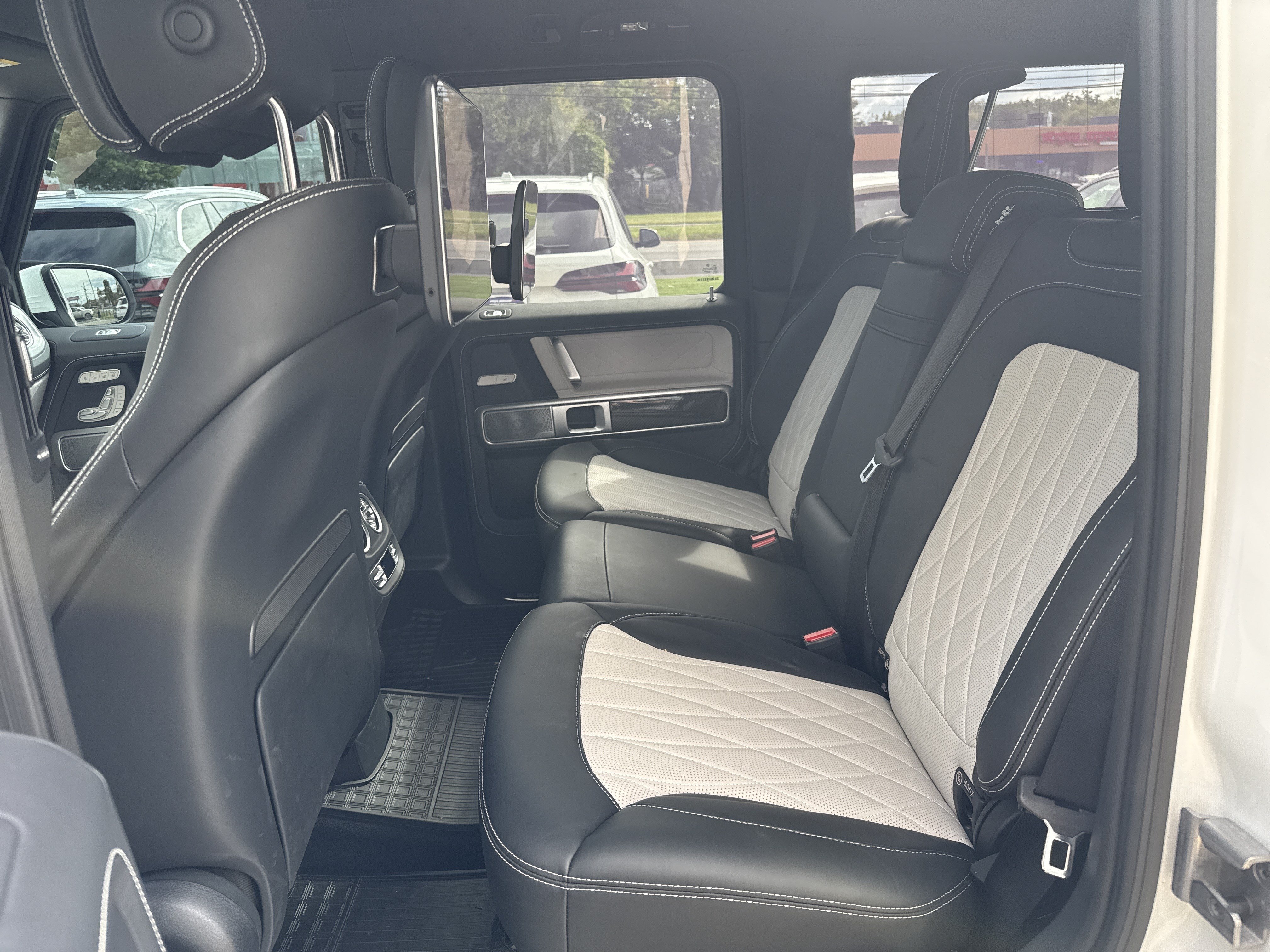 Used 2025 Mercedes-Benz G 63 AMG 4MATIC image 26