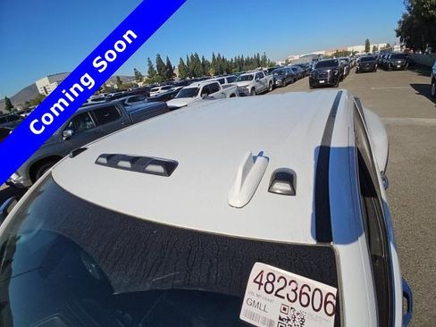 Used 2021 GMC Sierra 3500 SLT w/ SLT Convenience Package AWD/4WD image 9