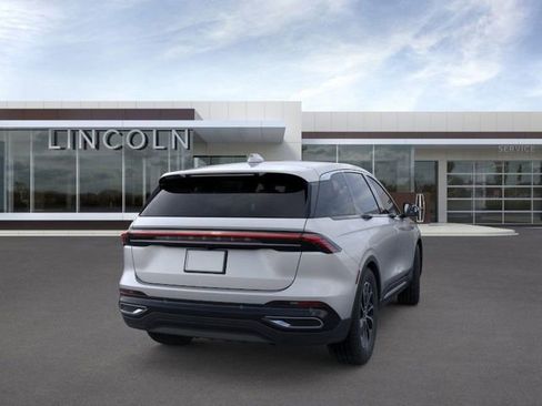 New 2026 Lincoln Nautilus Premier image 8