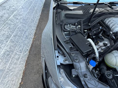 Used 2022 Ford Mustang Shelby GT500 w/ Carbon Fiber Track Pack image 31