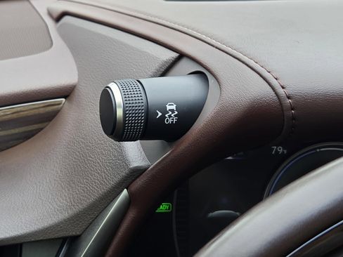 Used 2019 Lexus ES 300h w/ Accessory Package 2 FWD image 23
