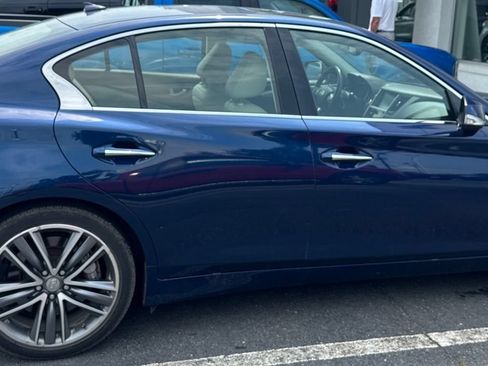 Used 2017 INFINITI Q50 Sport AWD/4WD image 5