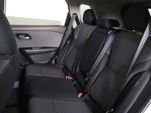 Used 2023 Nissan Rogue SV AWD/4WD image 30