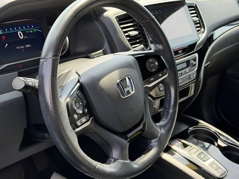 Used 2019 Honda Passport Touring image 14