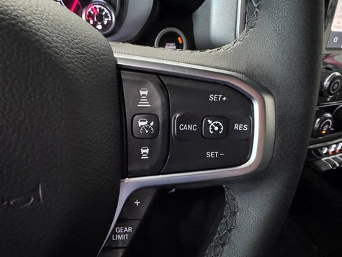 Used 2025 RAM 1500 Big Horn AWD/4WD image 16