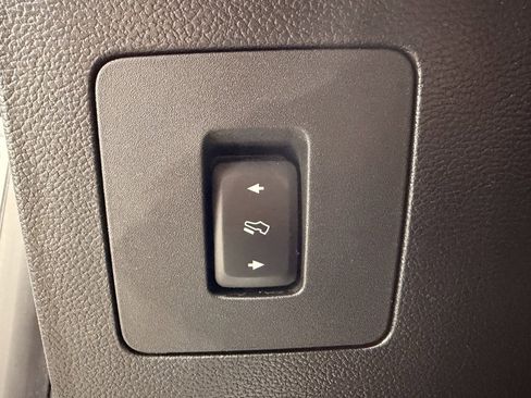 Used 2016 Ford F150 XLT w/ Equipment Group 302A Luxury image 25