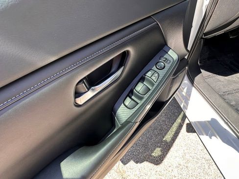 Used 2020 Nissan Sentra S FWD image 13
