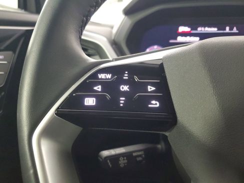 Used 2024 Audi Q4 e-tron Premium Plus image 25