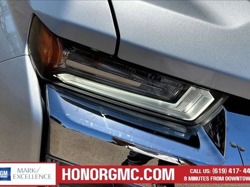 Used 2022 Chevrolet Silverado 2500 LTZ AWD/4WD image 37