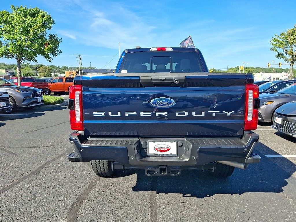Used 2025 Ford F250 XL w/ STX Appearance Package AWD/4WD image 5