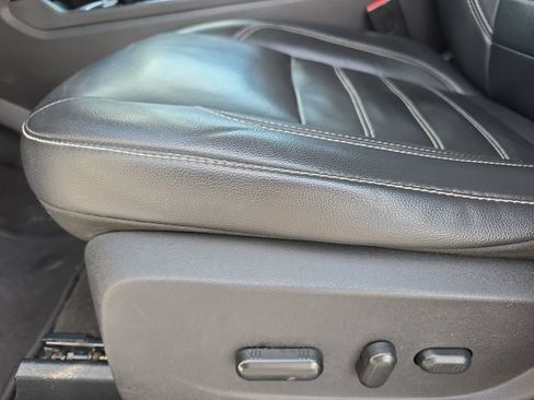 Used 2018 Ford Escape SEL w/ Ford Safe & Smart Package FWD image 31
