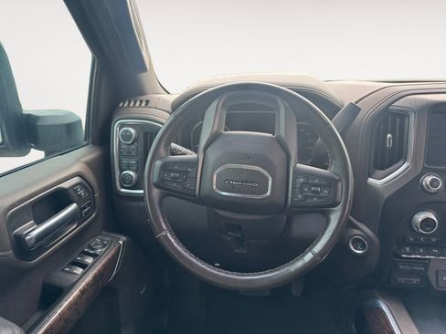 Used 2020 GMC Sierra 3500 Denali w/ Denali Ultimate Package AWD/4WD image 12