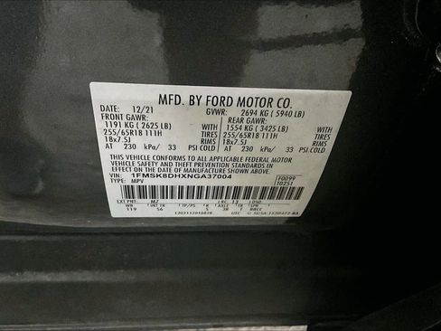 Certified 2022 Ford Explorer XLT w/ Equipment Group 202A image 34