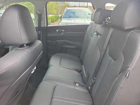 New 2026 Kia Sorento S image 11