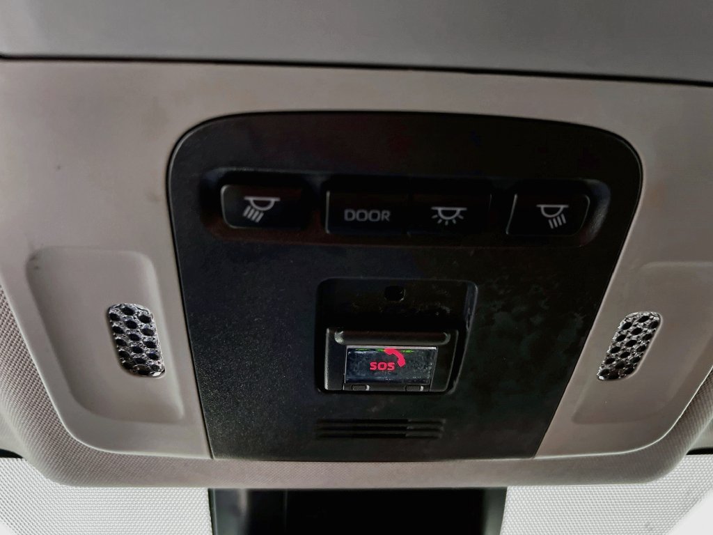 Used 2023 Toyota Camry XSE w/ Navigation Package FWD image 18
