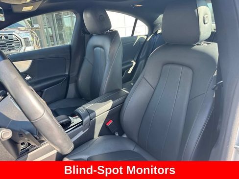 Used 2023 Mercedes-Benz CLA 250 4MATIC image 11