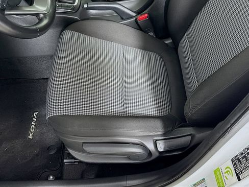 Used 2020 Hyundai Kona SEL FWD image 19