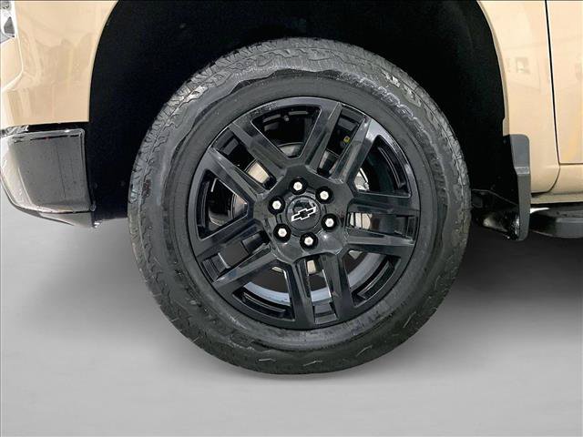 Used 2023 Chevrolet Silverado 1500 Custom Trail Boss AWD/4WD image 10