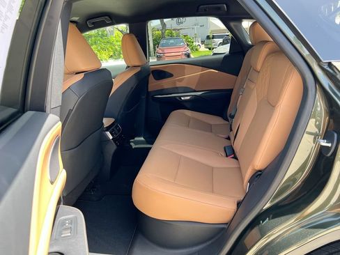 Certified 2025 Lexus RX 350 FWD w/ Technology Package image 18