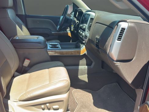 Used 2018 GMC Sierra 1500 SLT AWD/4WD image 18