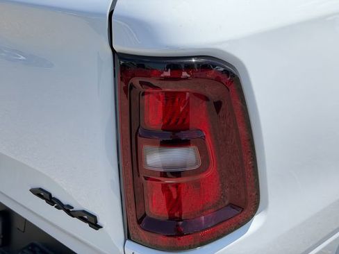 New 2026 RAM 1500 Big Horn AWD/4WD image 7