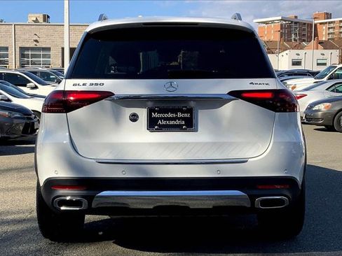 Used 2025 Mercedes-Benz GLE 350 4MATIC image 3