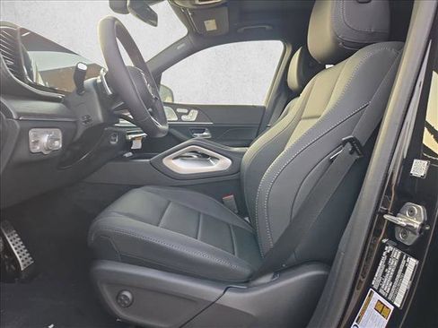 New 2026 Mercedes-Benz GLS 450 4MATIC image 4