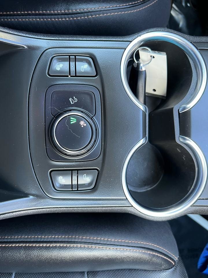 Used 2019 GMC Terrain SLT w/ Preferred Package FWD image 22
