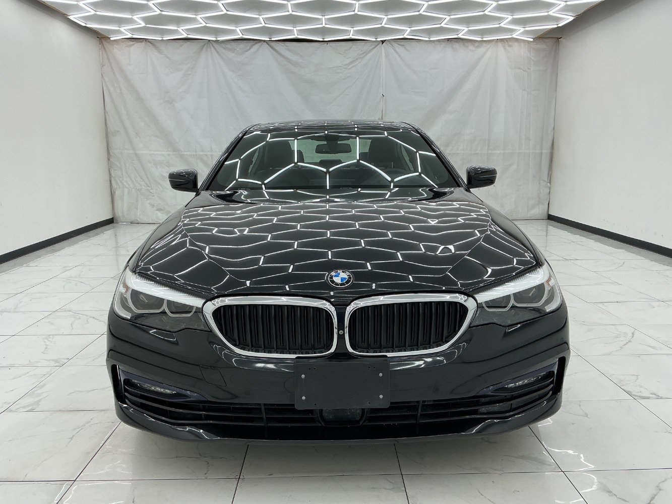 Used 2017 BMW 530i xDrive AWD/4WD image 5