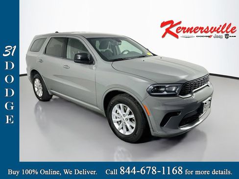 Used 2025 Dodge Durango GT RWD image 1