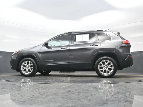 Used 2014 Jeep Cherokee Latitude FWD image 27