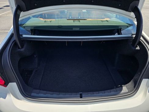Certified 2023 BMW 330i Sedan w/ M Sport Package RWD image 25