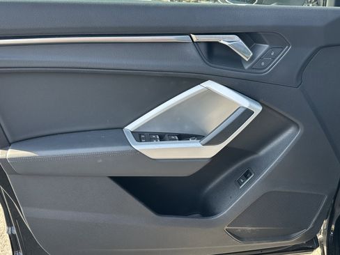 Used 2021 Audi Q3 2.0T Premium w/ 19" Wheel Package image 16