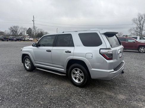 Used 2014 Toyota 4Runner Limited image 3
