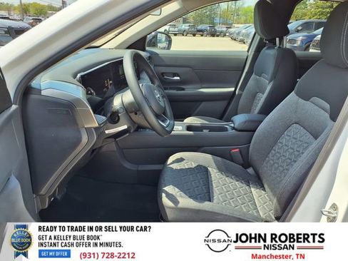 New 2026 Nissan Kicks SV w/ Charging Package FWD image 3