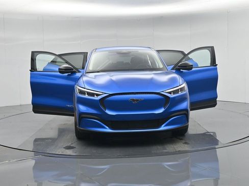 Certified 2025 Ford Mustang Mach-E Select w/ Comfort Package Lite image 30