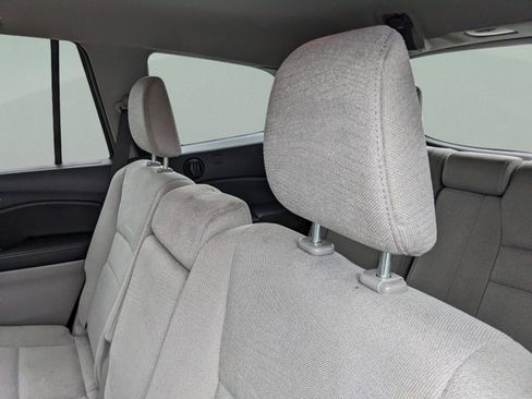 Used 2016 Honda Pilot EX image 22