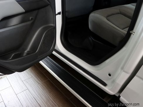 Used 2019 Chevrolet Colorado W/T w/ Custom Special Edition image 27