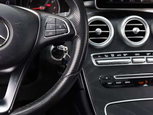 Used 2017 Mercedes-Benz GLC 300 image 31