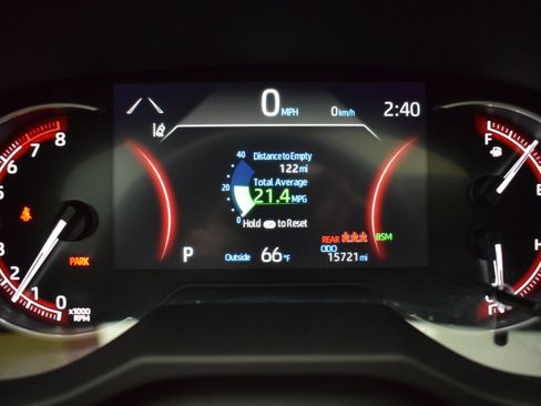 Used 2024 Toyota RAV4 XLE w/ Convenience Package AWD/4WD image 18