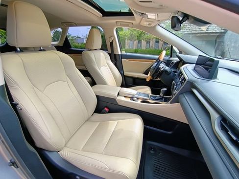 Used 2022 Lexus RX 350L FWD w/ Premium Package image 53