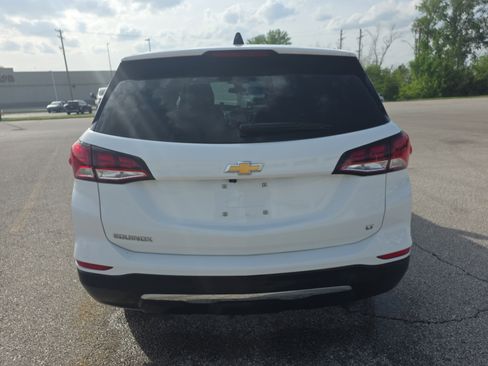 Used 2023 Chevrolet Equinox LT FWD image 4