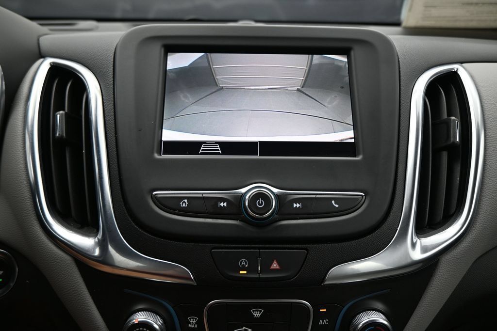 Used 2022 Chevrolet Equinox LS w/ LPO, Floor Liner Package FWD image 22