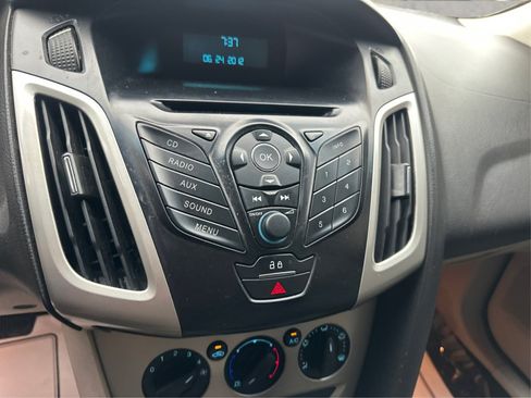 Used 2012 Ford Focus SE FWD image 23