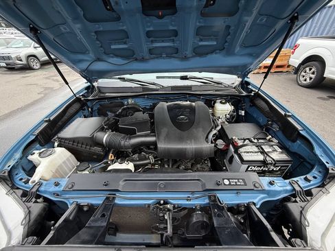 Used 2018 Toyota Tacoma TRD Pro AWD/4WD image 27
