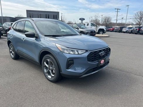 New 2026 Ford Escape ST-Line w/ Tech Pack #1 AWD/4WD image 1
