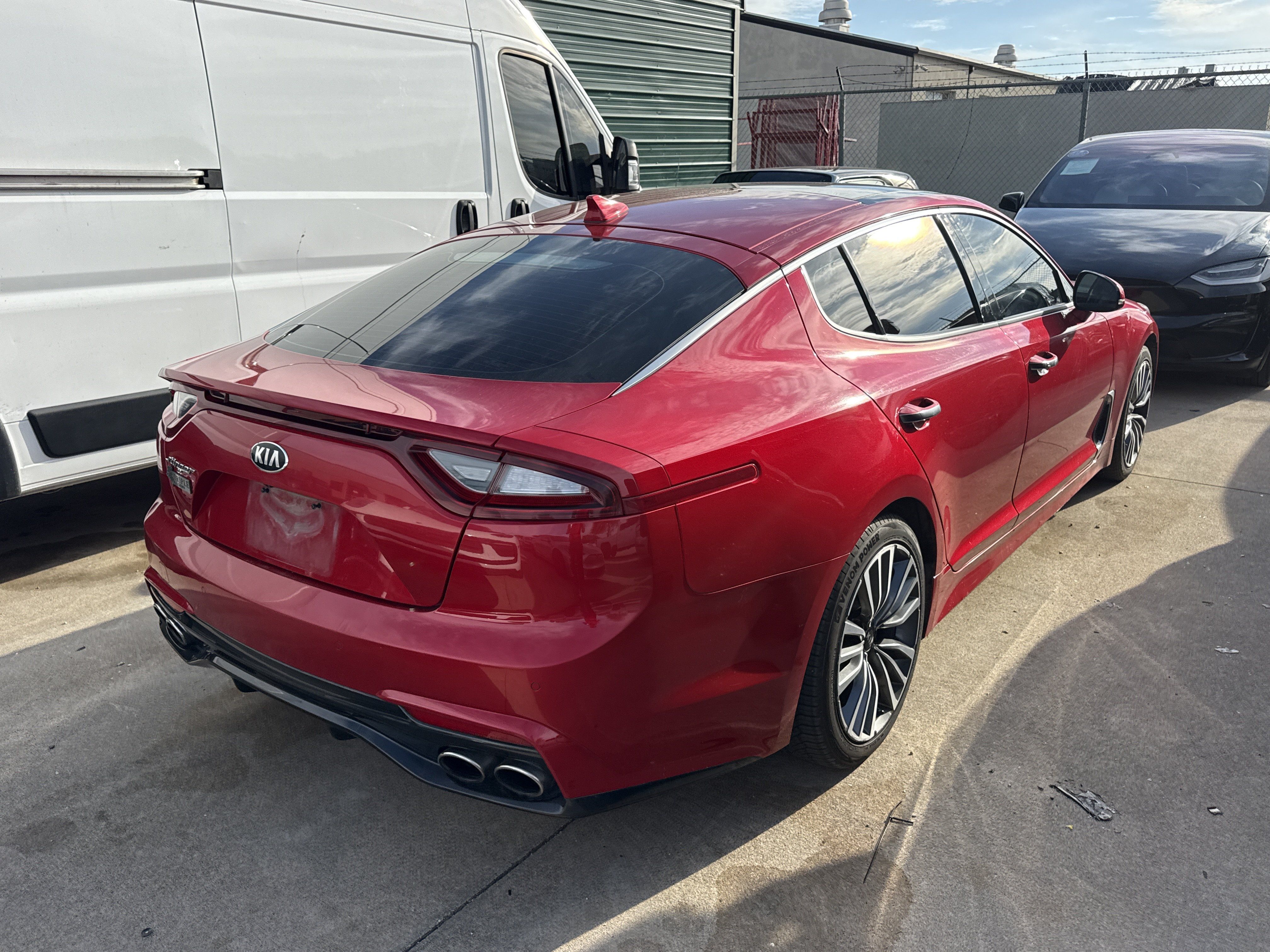 Used 2019 Kia Stinger Premium RWD image 3