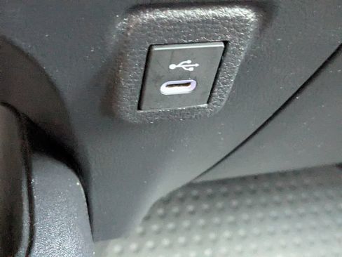Used 2025 Toyota Corolla LE FWD image 21