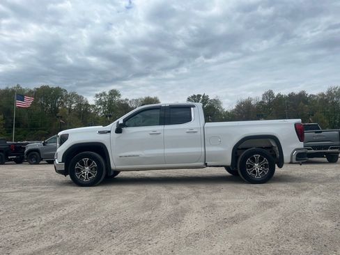 Used 2023 GMC Sierra 1500 SLE AWD/4WD image 16