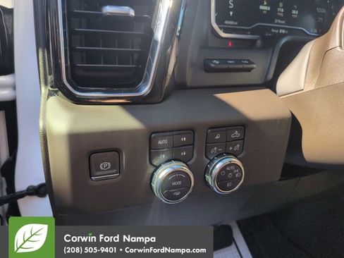 Used 2023 GMC Sierra 1500 Denali w/ Denali Reserve Package AWD/4WD image 13